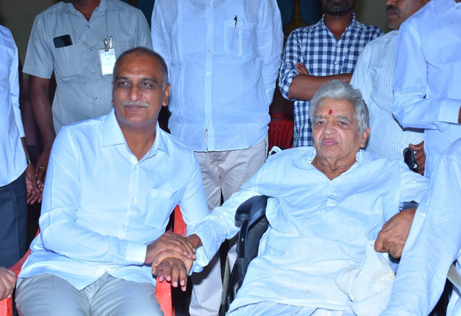 Chukka Ramaiah was met by Minister Harish Rao