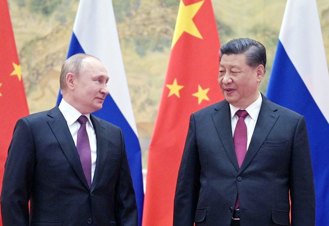 The Chinese leader spoke to Putin on the phone