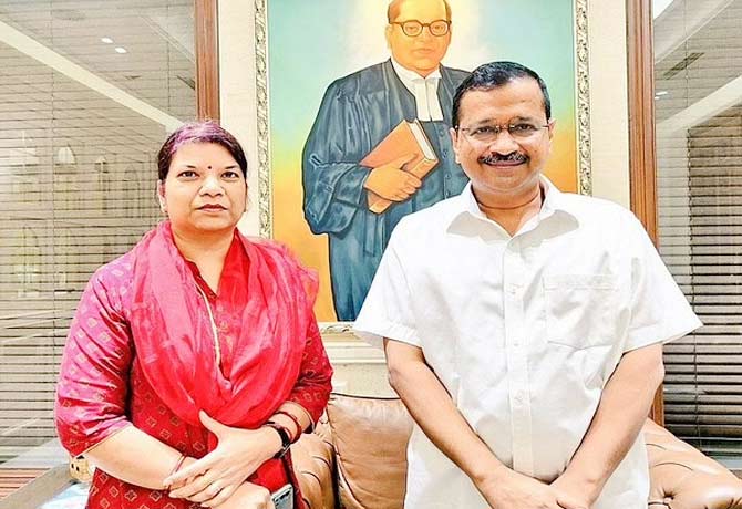 AAP leader Rani Agrawal wins Singrauli mayor seat