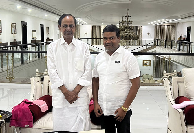 MLA Jeevan Reddy Meets CM KCR at Pragathi Bhavan