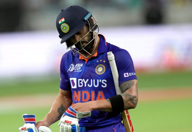 Asia Cup Super 4: Rahul and Kohli dismissed against SL