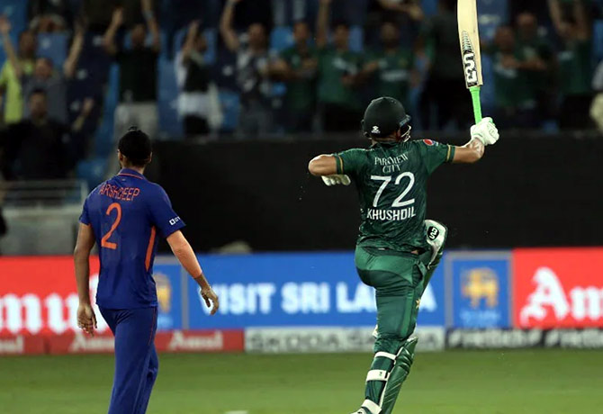 Asia Cup Super 4: PAK Win by 5 wickets against IND
