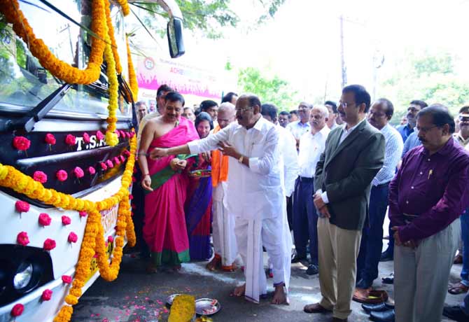 TS RTC services in the name of Hyderabad Darshan