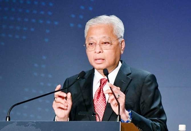 Malaysia prime minister dissolves parliament