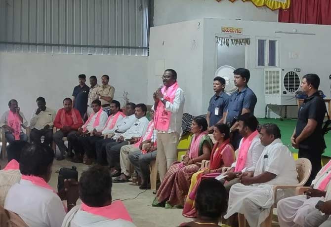 Minister Puvvada participated in Munugodu election campaign