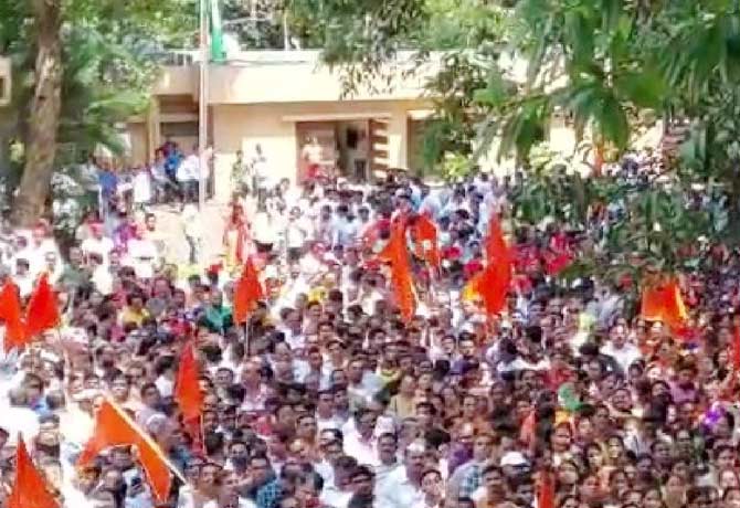 3,000 Shiv Sainiks join CM Eknath Shinde's camp