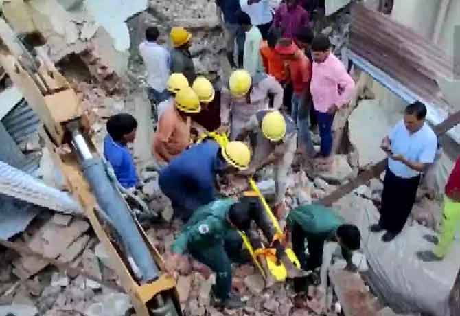 3 Workers killed after building collapse in Haryana