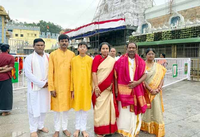 Minister Koppula Eshwar visits Tirumala Temple