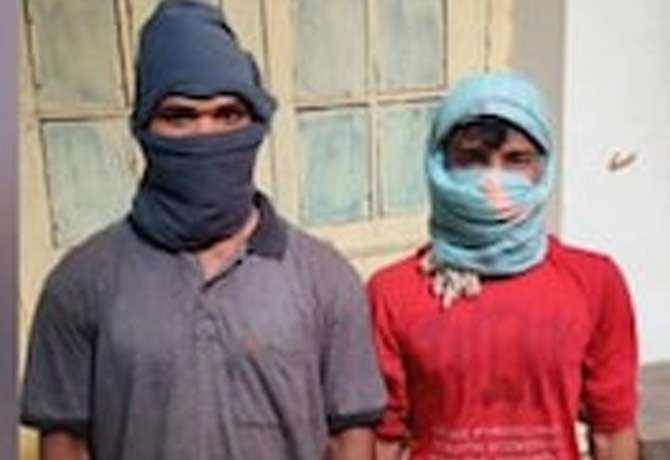 Two naxals arrested in Gadchiroli