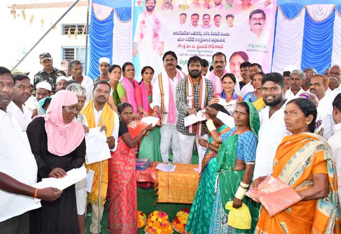 KCR enter into National politics for schemes