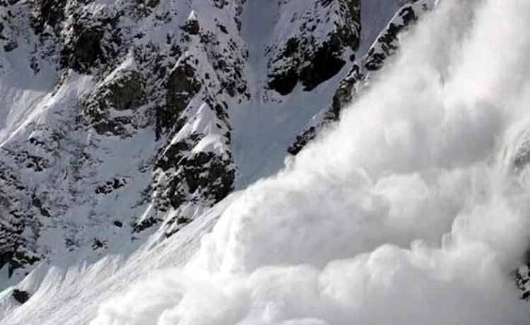 3 Jawans Killed after avalanche hit in Kashmir