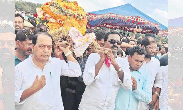 Funeral of Forest Range Officer is over