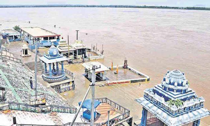 120 km long will be a flood problem with Polavaram