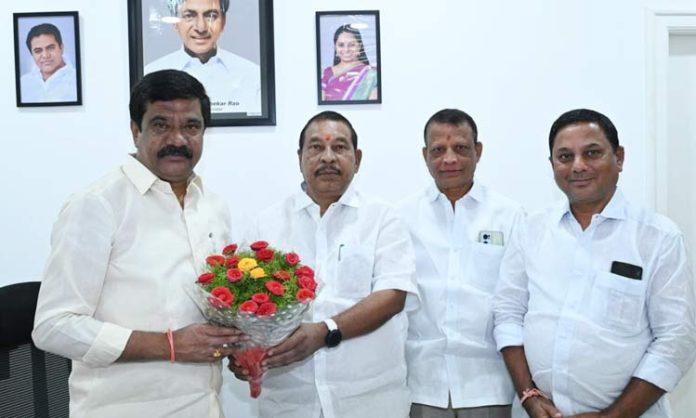 Both MLA Rathod Bapurao met Minister Prashant Reddy