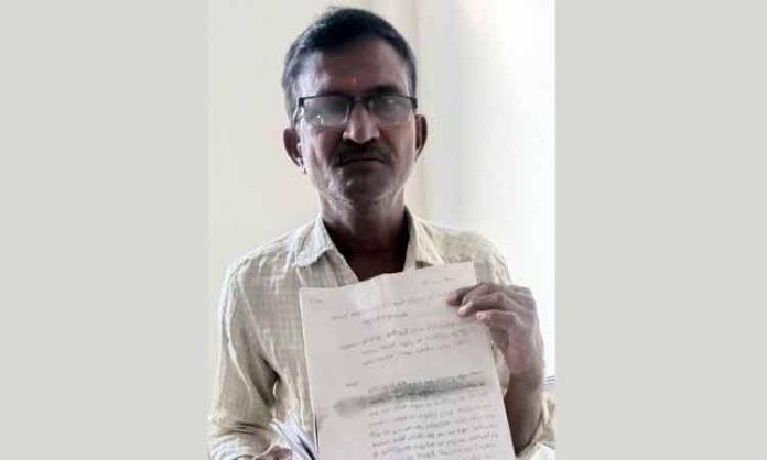 Man Attempt suicide as Municipal officers harassment in Vikarabad