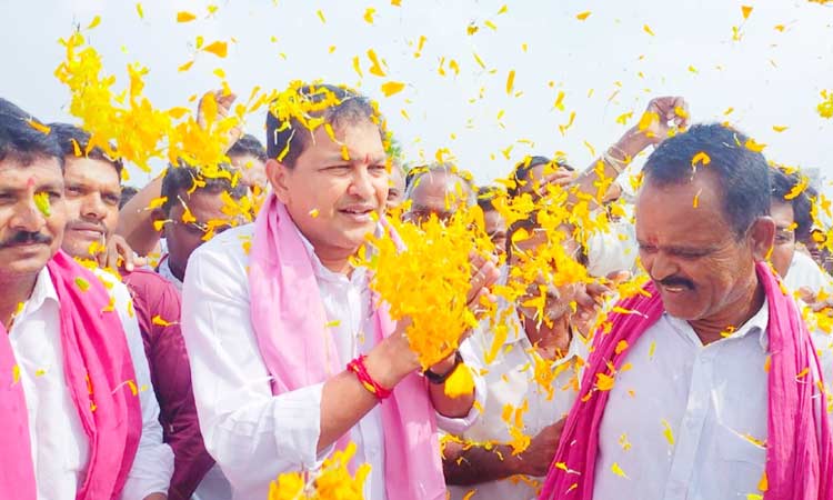 MLA Shanampudi Saidi Reddy is opened godowns