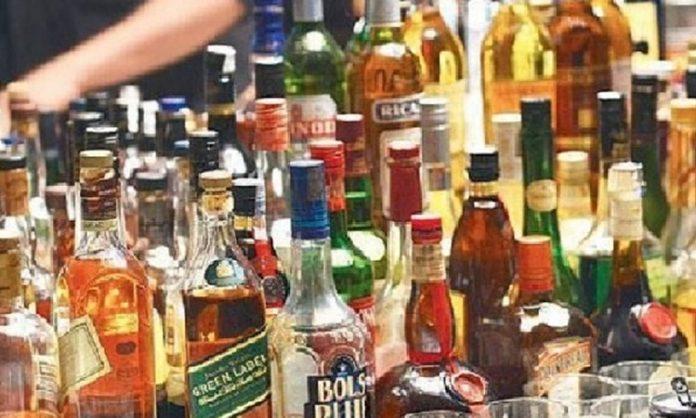 Two Members arrested in Delhi liquor scam