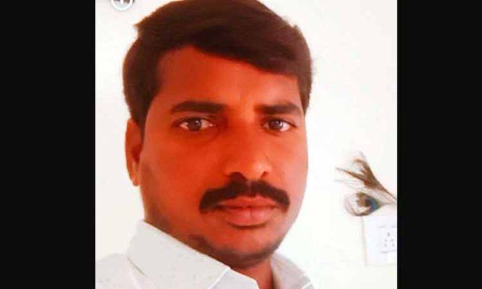 Farmer died in road accident in Uppununthala Mandal