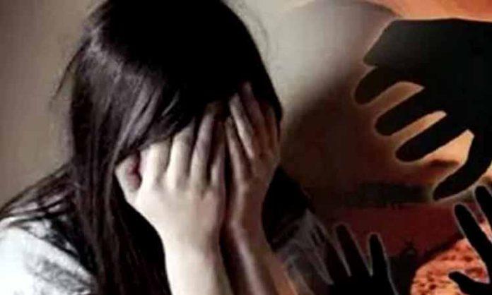 Gang Rape on 10th Class Girl in Hayat Nagar