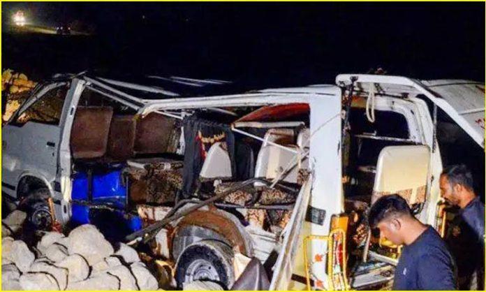 20 died in road accident at Pakistan