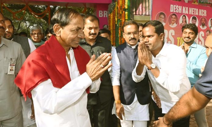 CM KCR at BRS National Office