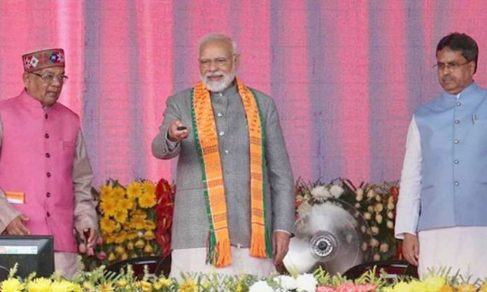 Modi launches projects in Agartala