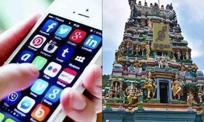 Phones banned in temples of TN