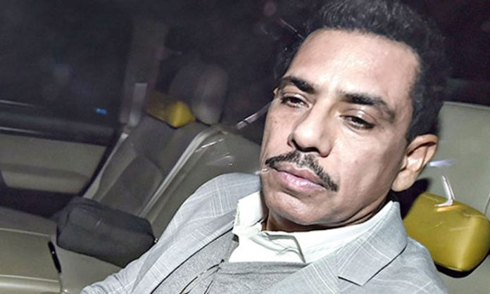 Two weeks stay on arrest of Robert Vadra