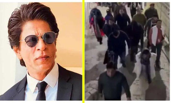 Shah Rukh Khan at Vaishno Devi Temple