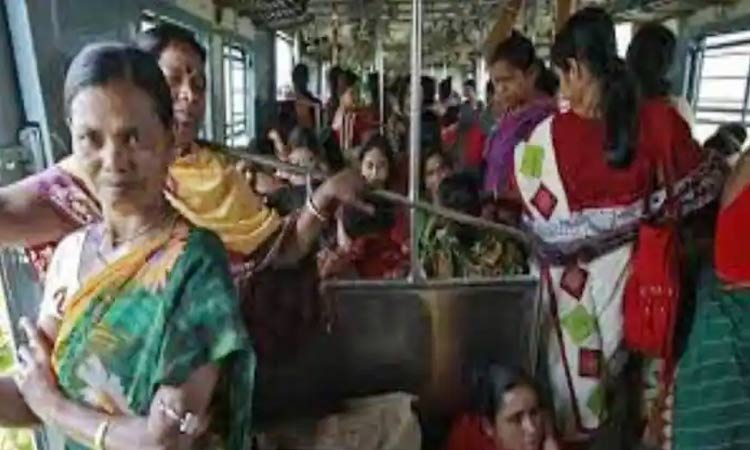 Most of passengers in buses are women:world bank report