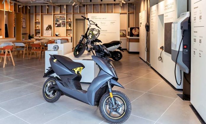 Ather Launches Electric Scooter 450X