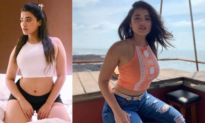 Ketika Sharma is mesmerizing youth with her beauty