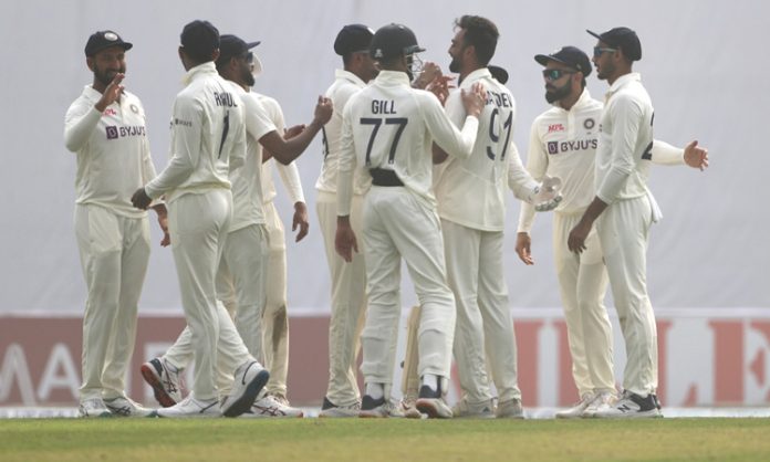 Bangladesh loss two wickets