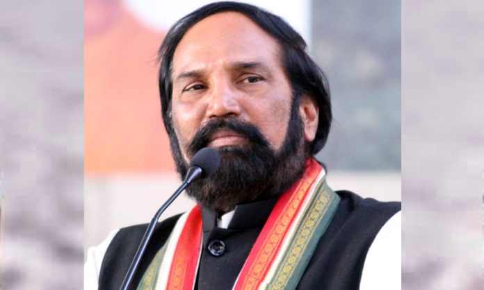 Congress former MLA Anil slam Uttam Kumar Reddy