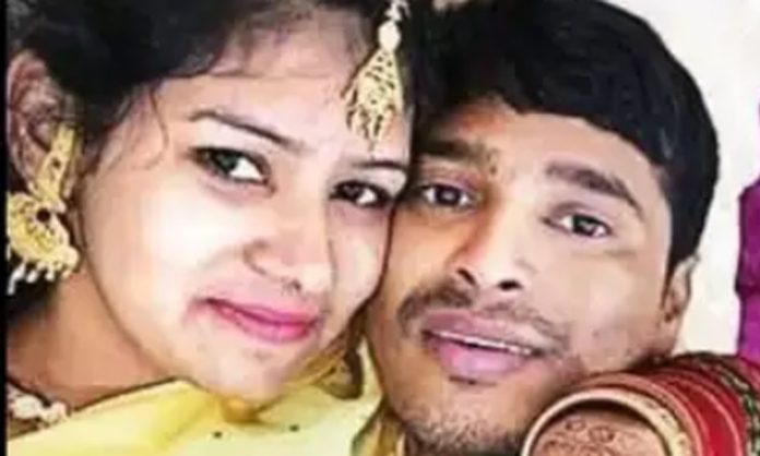 Bangladesh man killed lover