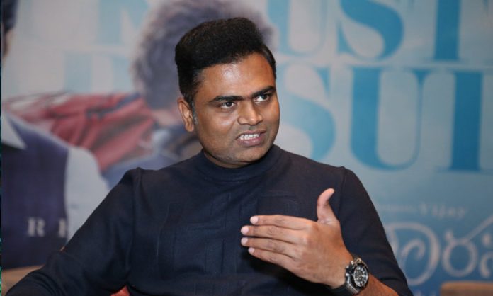 Vamshi Paidipally comments Varasudu Movie