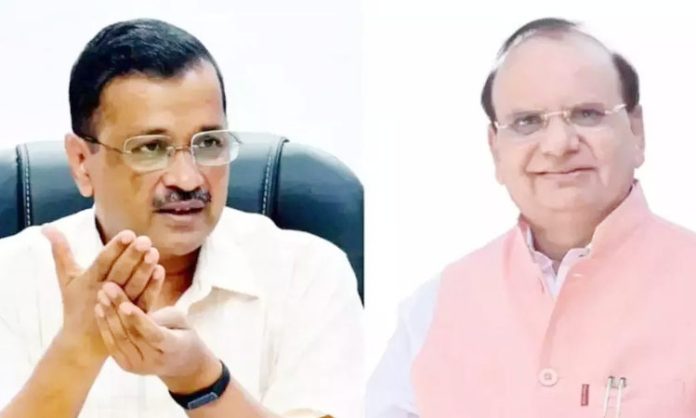 Kejriwal satires on Lt Governor