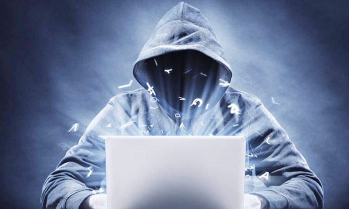 Cyber criminals fraud with free wi-fi