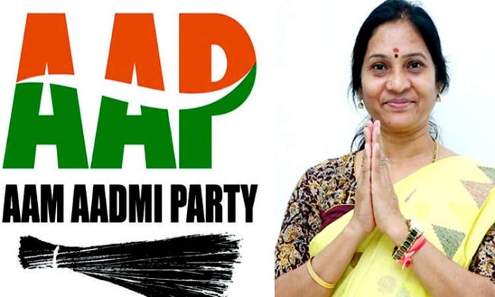 Indira Shoban Resign to AAP Party