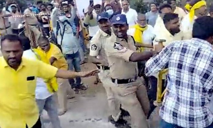 Police Stop Chandrababu Road Show in Kuppam