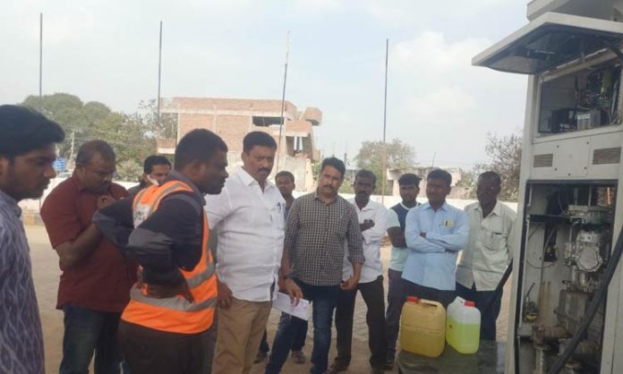 District Legal Metrology Officer inspected the petrol station