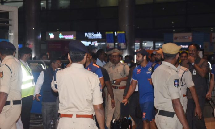 Team India reached Hyderabad