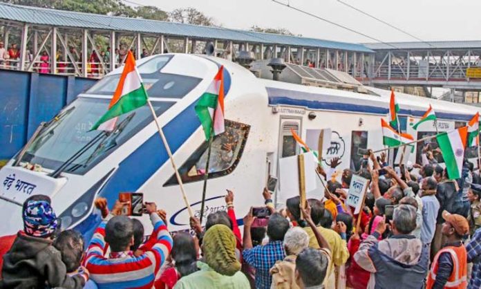 Attack on Vandebharat express in Bengal