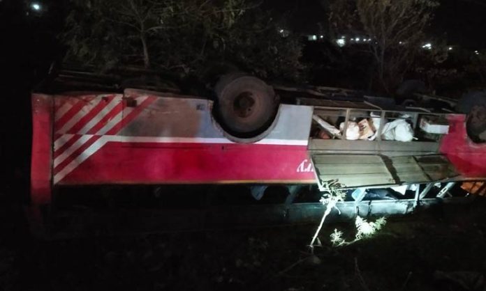 15 injured in RTC bus overturns at Wanaparthy