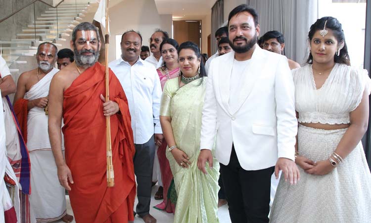 Chinna jeeyar swamiji launch Luxury Villas in Hyderabad