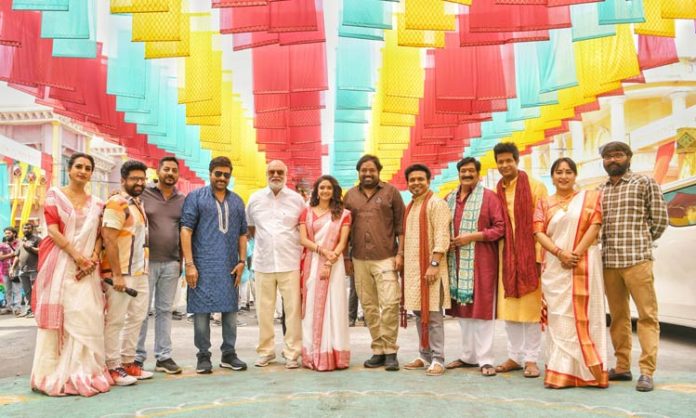 K Raghavendra Rao Visits Bholaa Shankar Set