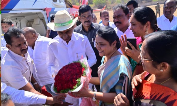 CM KCR reached kondagattu