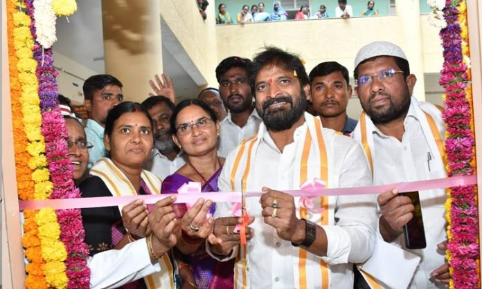 Minister Srinivas goud inaugurated Nursing College