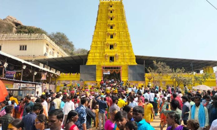 Shivaratri celebration in komuravelli mallanna temple
