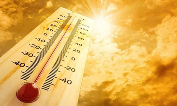 The highest temperatures are with El Nino